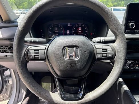 Used 2025 Honda Accord LX image 21