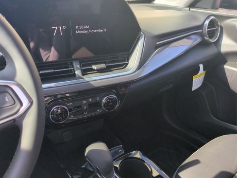 New 2026 Chevrolet Trax ACTIV w/ Driver Confidence Package image 13