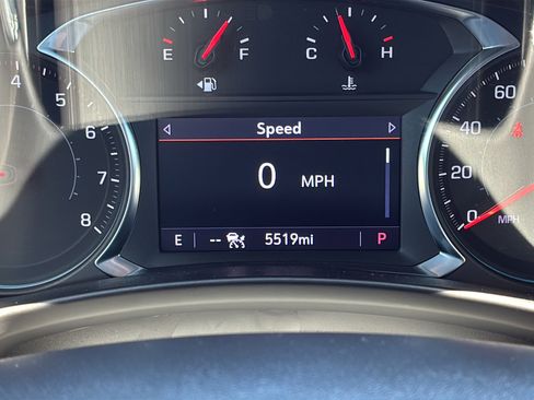 Used 2024 Chevrolet Equinox RS w/ RS Leather Package FWD image 24