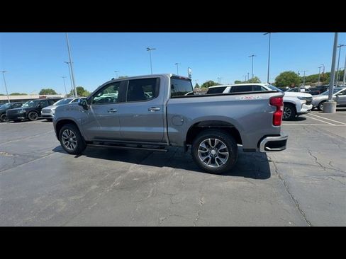 Certified 2022 Chevrolet Silverado 1500 LT AWD/4WD image 6