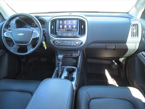 Used 2022 Chevrolet Colorado ZR2 image 12