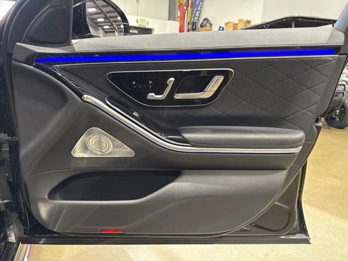 Used 2023 Mercedes-Benz S 580 4MATIC Sedan image 11