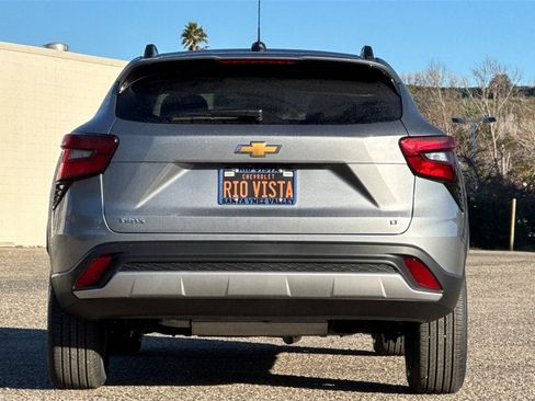 New 2026 Chevrolet Trax LT image 5