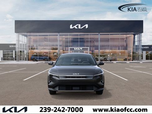 New 2025 Kia K4 EX image 2