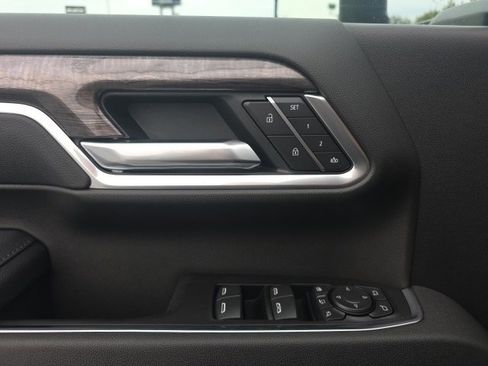 New 2026 Chevrolet Silverado 2500 LTZ w/ LTZ Convenience Package image 12