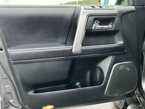 Used 2019 Toyota 4Runner SR5 image 14