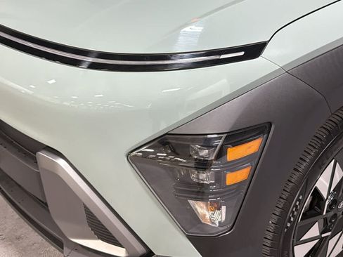 Used 2024 Hyundai Kona SEL FWD image 7