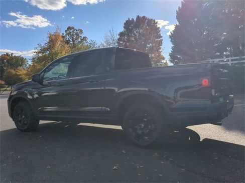 Used 2025 Honda Ridgeline Black Edition image 6