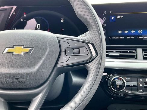 New 2026 Chevrolet Trax LT FWD image 20