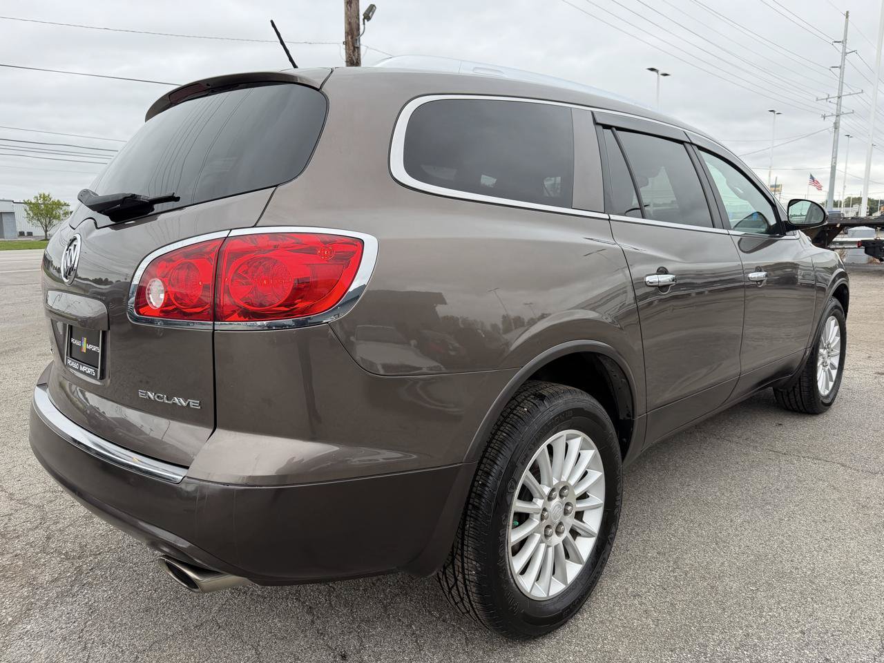 Used 2010 Buick Enclave CX FWD image 10