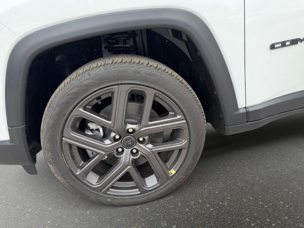 New 2026 Jeep Compass Latitude AWD/4WD image 14