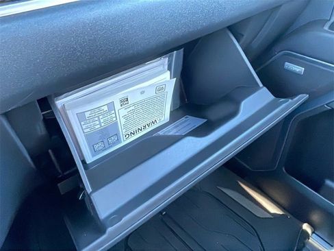 Used 2022 GMC Sierra 1500 Elevation w/ Elevation Premium Package image 28