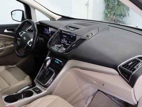 Used 2013 Ford C-MAX SEL FWD image 10