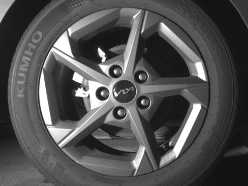 Used 2025 Kia K4 LXS image 15