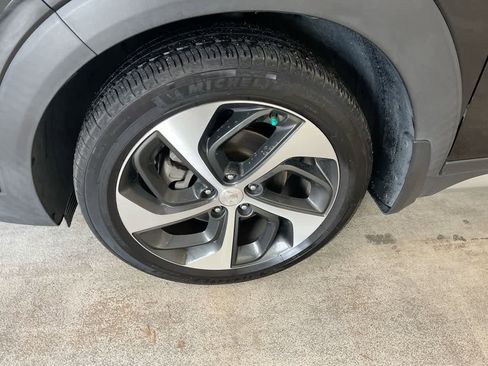 Used 2017 Hyundai Tucson Sport image 10