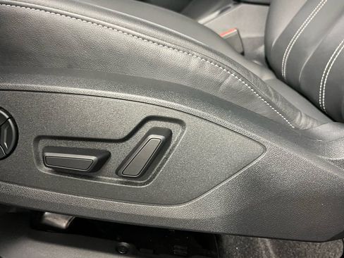 Used 2024 Audi Q4 e-tron Premium Plus w/ Premium Plus image 26