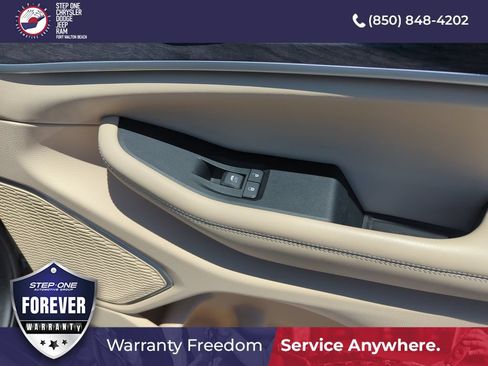 Used 2022 Jeep Grand Cherokee Limited 4xe w/ Luxury Tech Group II AWD/4WD image 36