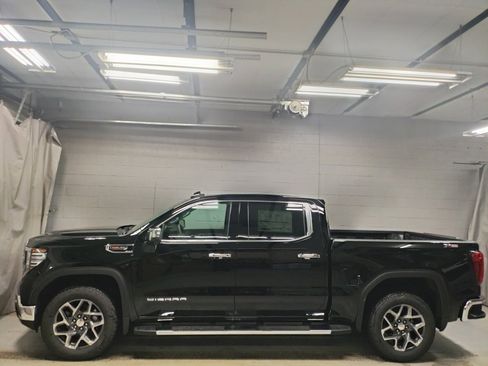 New 2026 GMC Sierra 1500 SLT w/ SLT Premium Plus Package image 15