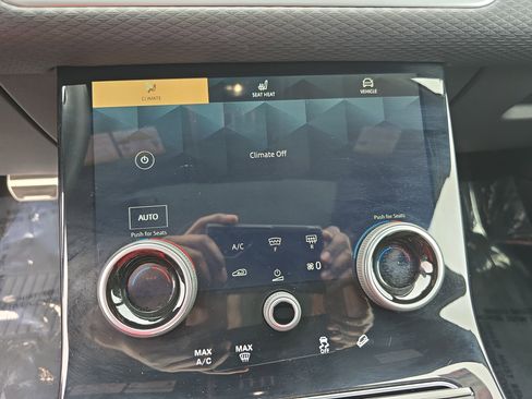 Used 2023 Land Rover Range Rover Velar R-Dynamic S AWD/4WD image 21