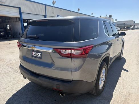 Used 2020 Chevrolet Traverse LS FWD image 5
