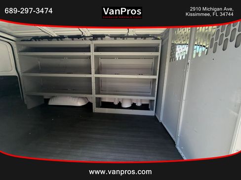 Used 2021 Chevrolet Express 2500 w/ Driver Convenience Package RWD image 15
