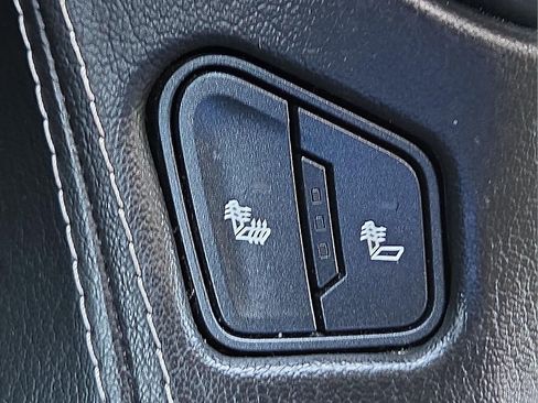 Used 2016 Chevrolet Tahoe LT AWD/4WD image 19