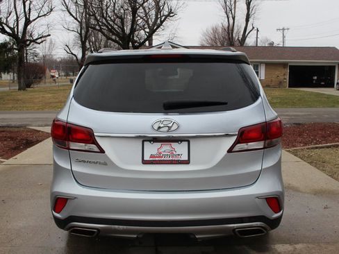 Used 2017 Hyundai Santa Fe SE w/ SE Premium Package 02 image 8