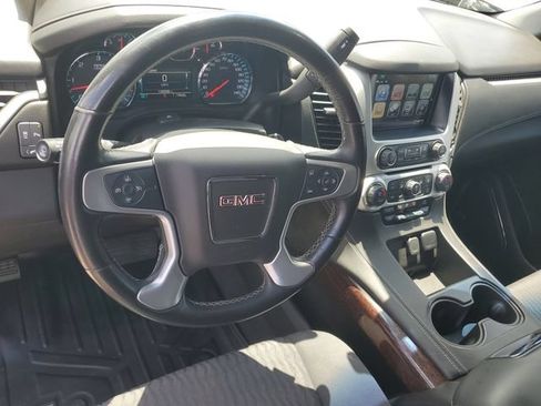 Certified 2019 GMC Yukon SLE w/ SLE Value Package AWD/4WD image 18