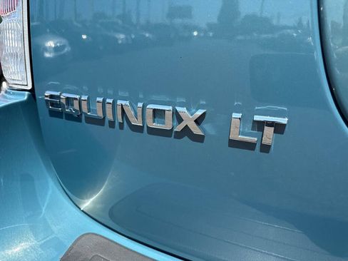 Used 2008 Chevrolet Equinox LT w/ LT Preferred Equipment Group image 9