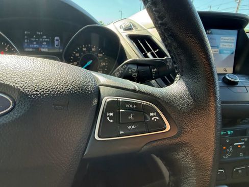 Used 2019 Ford Escape SEL AWD/4WD image 29