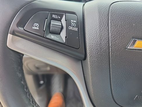 Used 2019 Chevrolet Trax LT w/ LT Convenience Package image 14