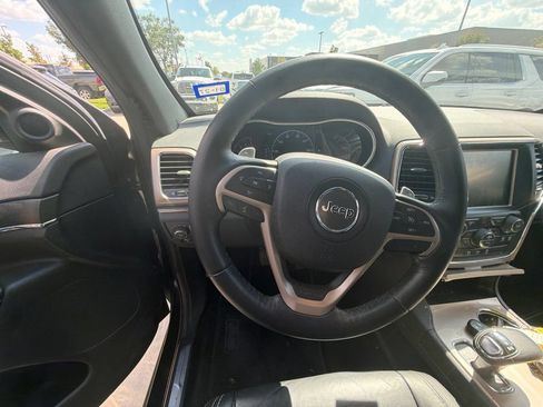 Used 2015 Jeep Grand Cherokee Limited RWD image 11