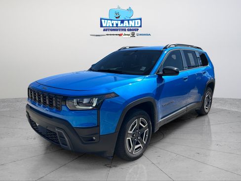 Used 2026 Jeep Cherokee Laredo AWD/4WD image 20