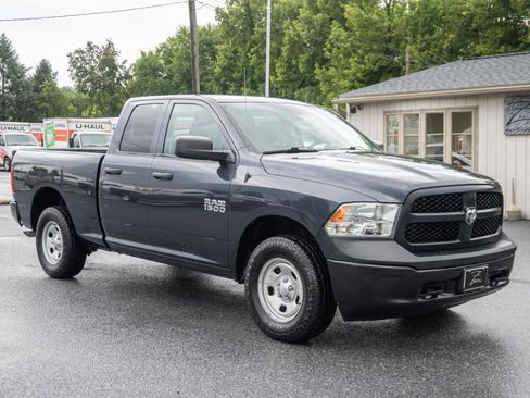 Used 2018 RAM 1500 Tradesman w/ Protection Group AWD/4WD image 3