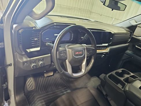 Used 2024 GMC Sierra 1500 Elevation AWD/4WD image 15