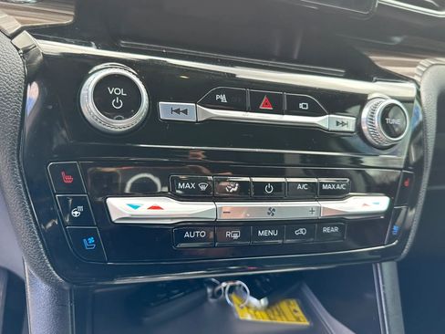 Used 2021 Ford Explorer Limited w/ Equipment Group 301A image 30