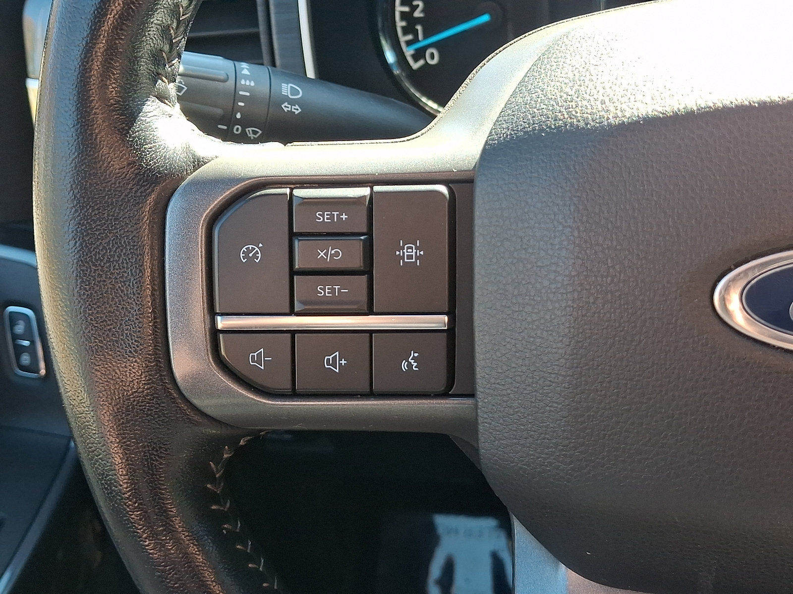 Used 2021 Ford F150 XLT w/ Equipment Group 302A High AWD/4WD image 22