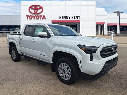 New 2025 Toyota Tacoma SR5
