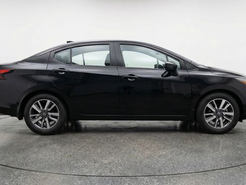 Used 2025 Nissan Versa SV image 11