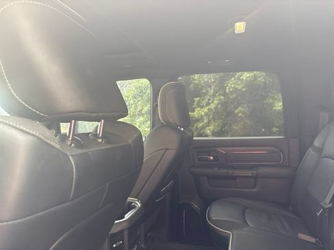 Used 2025 RAM 2500 Limited AWD/4WD image 17