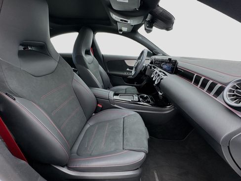 Used 2025 Mercedes-Benz CLA 35 AMG 4MATIC image 20