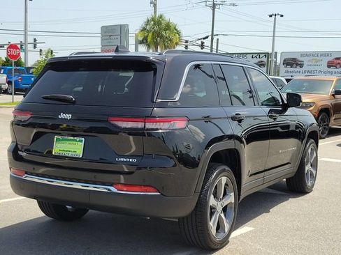 Used 2025 Jeep Grand Cherokee Limited RWD image 6
