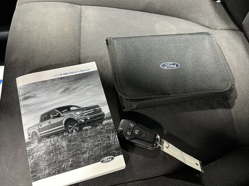 Used 2019 Ford F150 XLT w/ Equipment Group 302A Luxury AWD/4WD image 26
