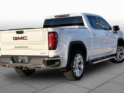 Used 2023 GMC Sierra 1500 SLT w/ SLT Premium Package AWD/4WD image 14