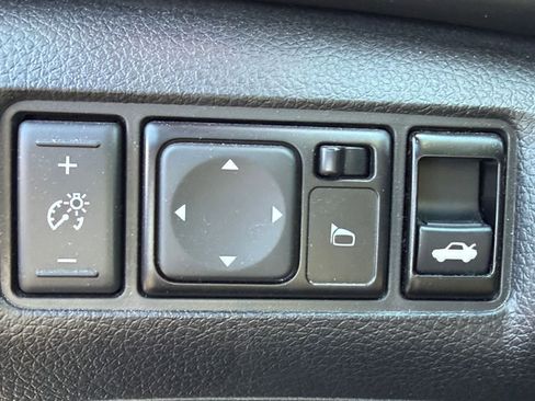 Certified 2019 Nissan Sentra S FWD image 8