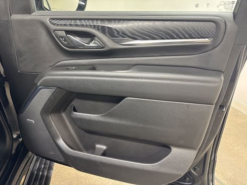 Used 2022 GMC Yukon Denali w/ Denali Ultimate Package image 28