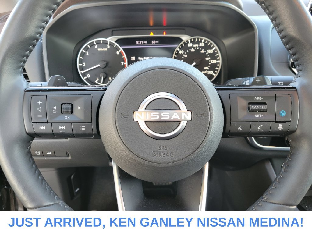 Certified 2023 Nissan Rogue SV w/ SV Premium B Package AWD/4WD image 12