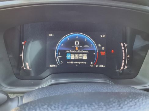 Certified 2025 Toyota Corolla SE w/ SE Premium Package image 14