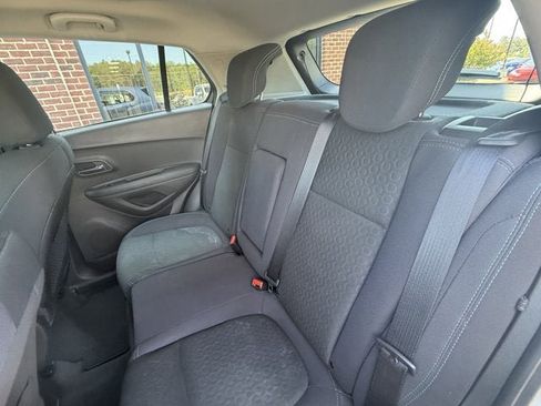Used 2016 Chevrolet Trax LS w/ LPO, Cargo Package FWD image 14