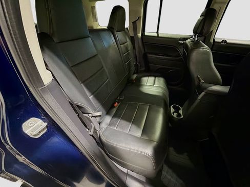 Used 2017 Jeep Patriot High Altitude FWD image 25